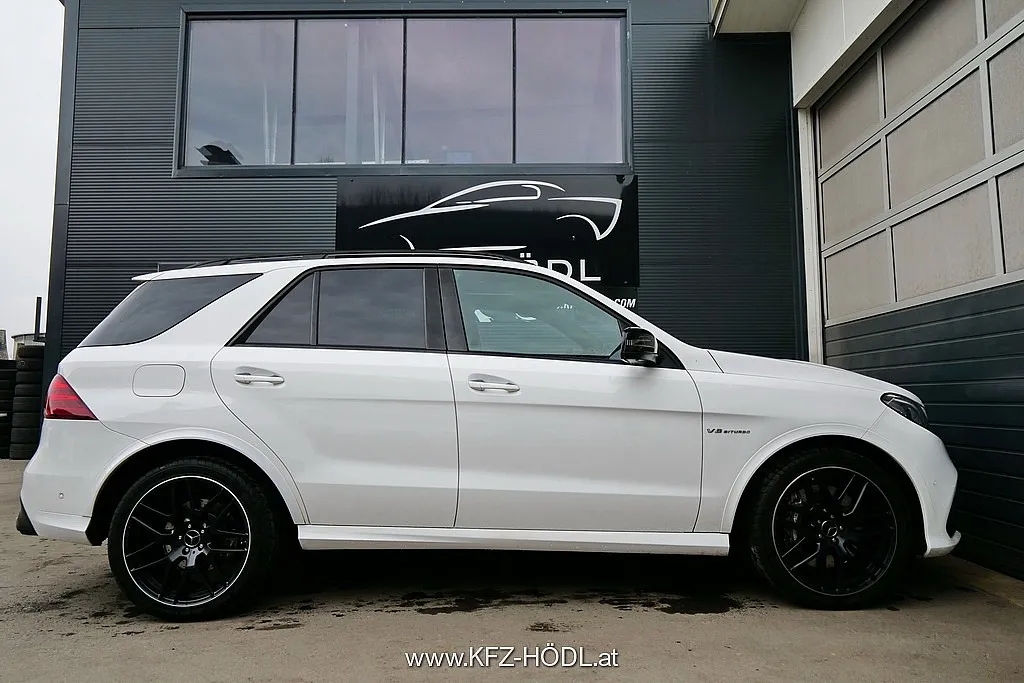 Mercedes-Benz GLE Mercedes-AMG 63 4Matic Aut. Image 5