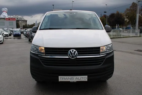 Volkswagen Transporter T6.1 2.0 TDi L2H1 Image 2